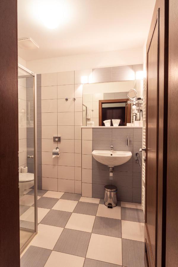 Hotel Studanka Rychnov nad Kneznou Buitenkant foto
