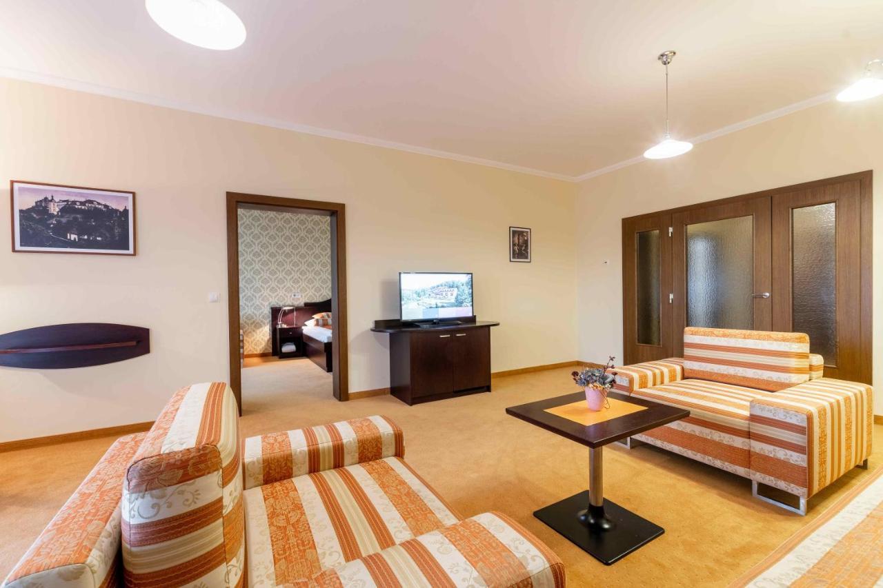 Hotel Studanka Rychnov nad Kneznou Buitenkant foto