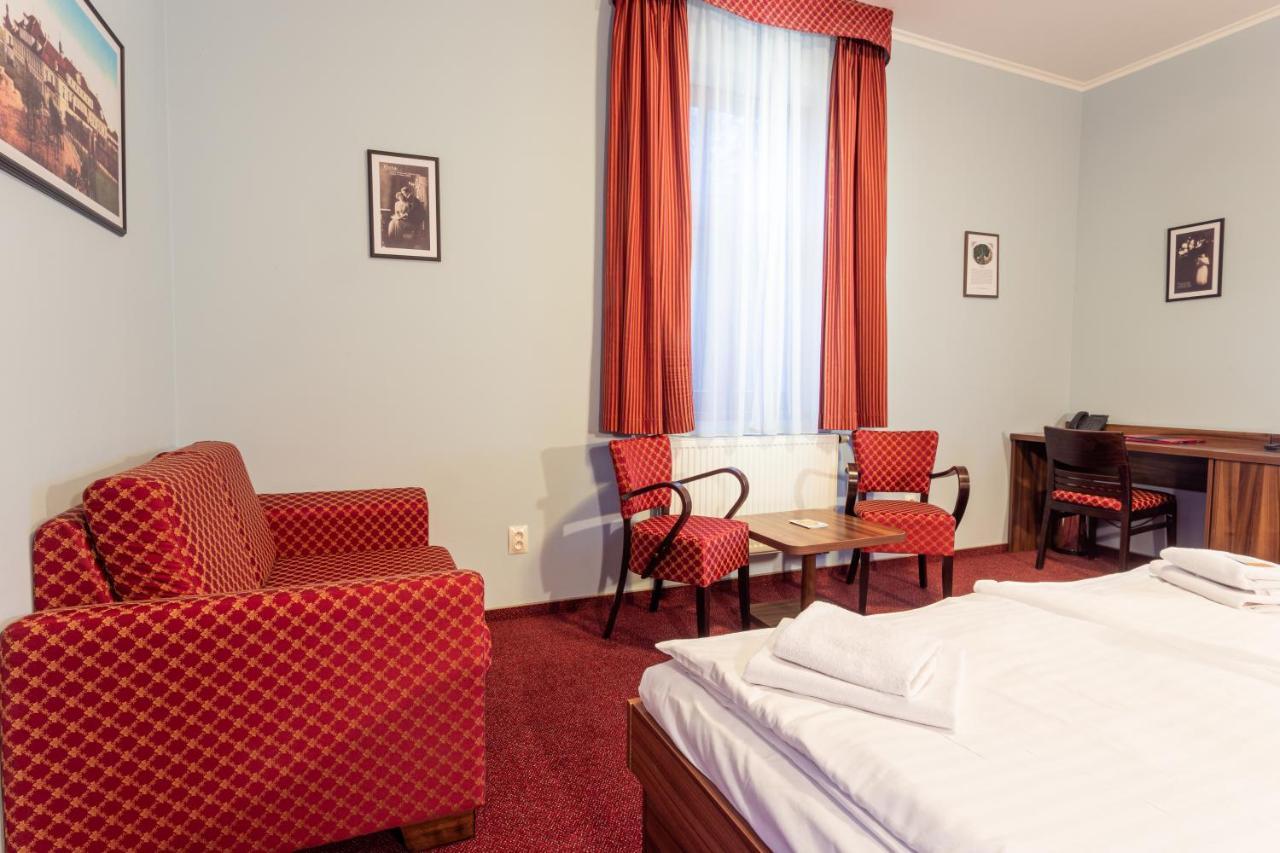Hotel Studanka Rychnov nad Kneznou Buitenkant foto