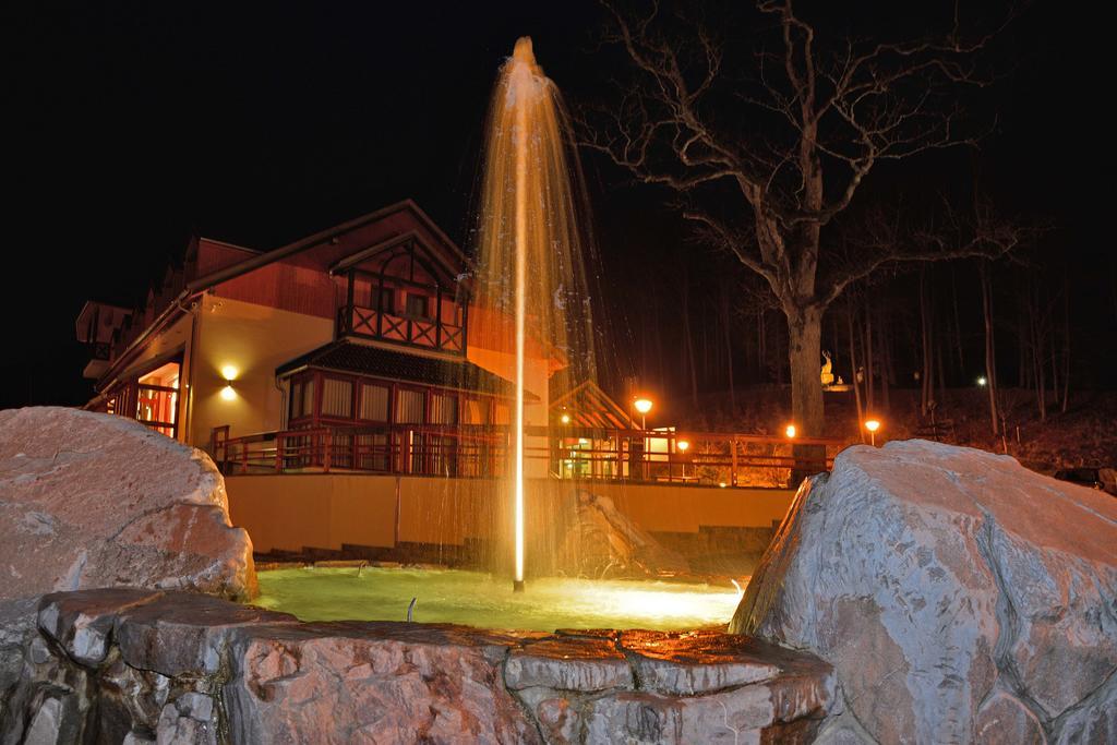 Hotel Studanka Rychnov nad Kneznou Buitenkant foto